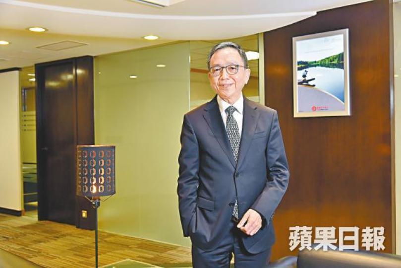 ■華僑永亨零售銀行處主管黃循球。黃偉傑攝 ■華僑永亨零售銀行處主管黃循球。黃偉傑攝