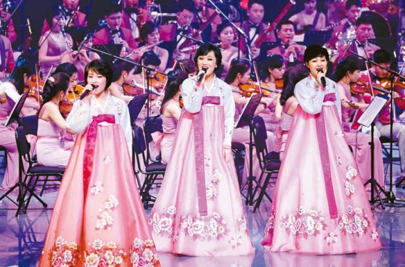 ■三池淵管弦樂團於南韓江陵藝術中心舉行首場冬奧表演。
