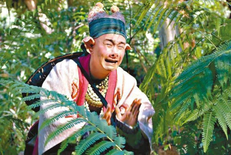 ■豬八戒偷看女兵沖涼忽然爆喊。
■豬八戒偷看女兵沖涼忽然爆喊。