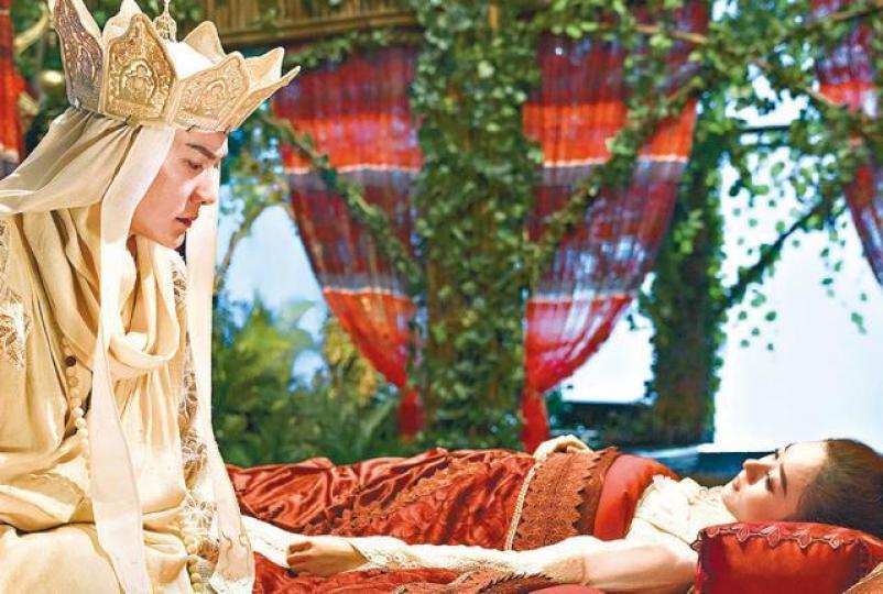 ■唐僧對女兒國國王漸生愛意,要在愛人與眾生之間取捨。
■唐僧對女兒國國王漸生愛意,要在愛人與眾生之間取捨。