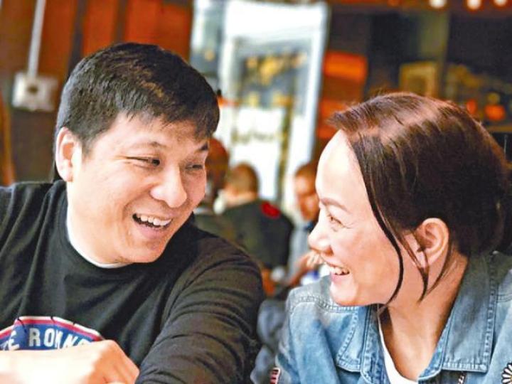 ■舊年2月簡慕華拍完《超時空男臣》之後,4月就結婚去咗加拿大。劇照
■舊年2月簡慕華拍完《超時空男臣》之後,4月就結婚去咗加拿大。劇照