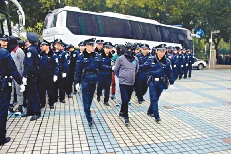 ■廣州近期大力打黑,拘捕多人。
■廣州近期大力打黑,拘捕多人。