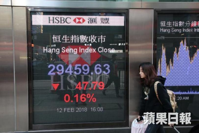■假期氣氛轉濃,成交明顯減少,加上港股通暫停,呢段時間宜輕倉上路。 晉平安攝 ■假期氣氛轉濃,成交明顯減少,加上港股通暫停,呢段時間宜輕倉上路。 晉平安攝