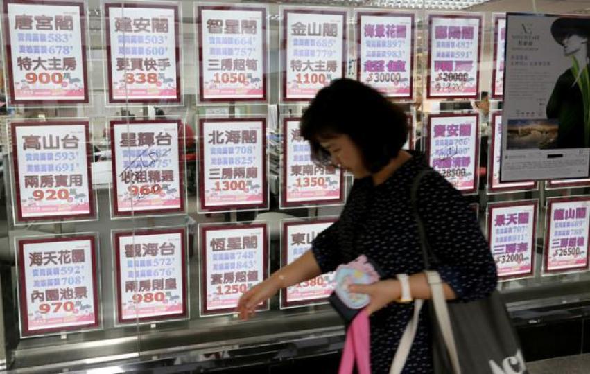 ■香港樓價奇特嘅地方係違反一般經濟理論。資料圖片 ■香港樓價奇特嘅地方係違反一般經濟理論。資料圖片