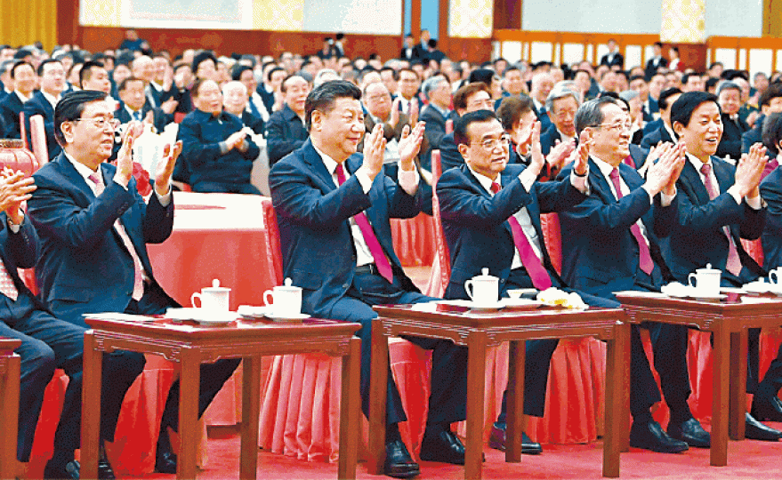 ■大陸國務院在北京人民大會堂舉行春節團拜。■馬英九親筆書寫春聯。 ■大陸國務院在北京人民大會堂舉行春節團拜。■馬英九親筆書寫春聯。