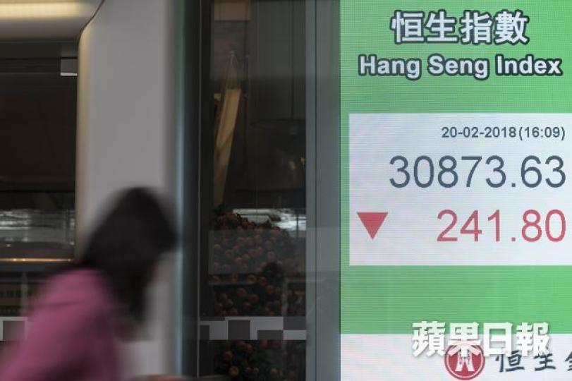 ■港股今次調整,很可能是進入牛三之前的最後上車機會。方家遠攝
■港股今次調整,很可能是進入牛三之前的最後上車機會。方家遠攝