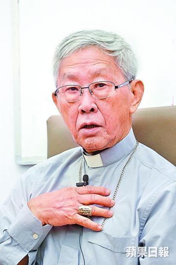 ■陳日君指即使教廷願妥協,也難阻擋內地政府控制教會。■被視為支持中梵協議陣營的耿占河近日發表「犧牲論」。互聯網 ■陳日君指即使教廷願妥協,也難阻擋內地政府控制教會。■被視為支持中梵協議陣營的耿占河近日發表「犧牲論」。互聯網
