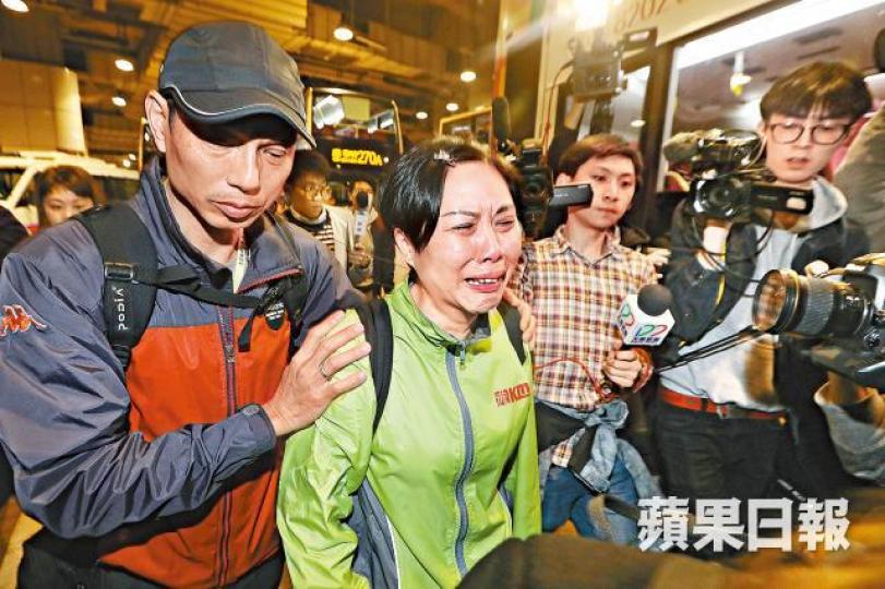 ■葉蔚琳被要求落車後激動落淚。 ■葉蔚琳被要求落車後激動落淚。