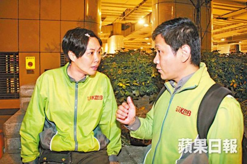 ■葉蔚琳的丈夫亦是九巴車長,在背後默默支持她抗爭。唐家輝攝 ■葉蔚琳的丈夫亦是九巴車長,在背後默默支持她抗爭。唐家輝攝