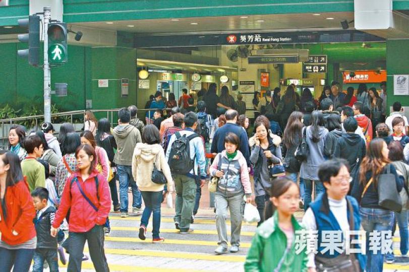 ■新界西人口眾多,議席數目已達法例規定上限。資料圖片 ■新界西人口眾多,議席數目已達法例規定上限。資料圖片