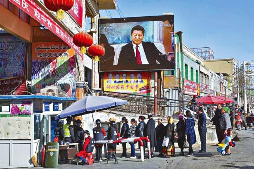 ■國際人權組織稱習上台後加強對新疆監控。
■國際人權組織稱習上台後加強對新疆監控。