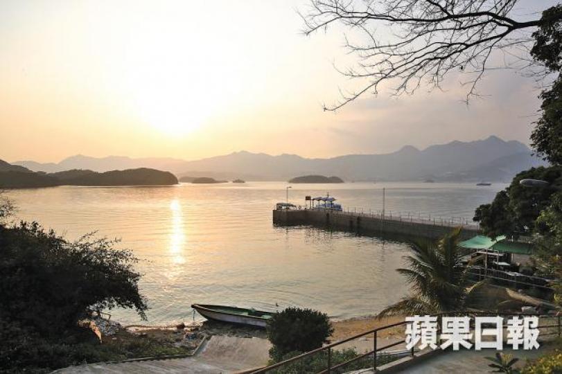 高松港■日本瀨戶內海的高松港在藝術祭期間擺放不少藝術品,吸引旅客參觀。資料圖片
高松港■日本瀨戶內海的高松港在藝術祭期間擺放不少藝術品,吸引旅客參觀。資料圖片