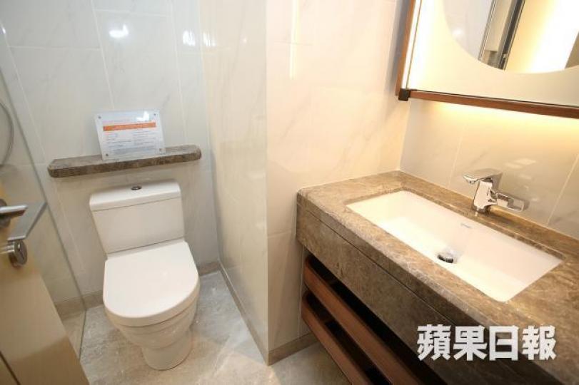 ■黑廁單位不但對住宅的衛生構成風險，而且耗費能源與小業主金錢。資料圖片
