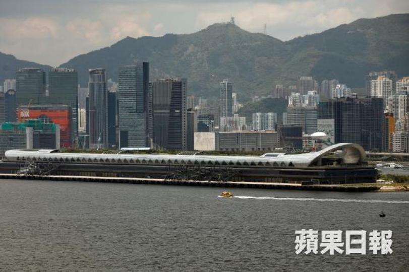 ■酒吧業建議在郵輪碼頭辦酒吧街。 ■酒吧業建議在郵輪碼頭辦酒吧街。