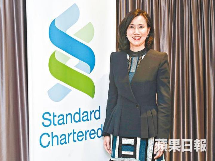 ■渣打香港區行政總裁禤惠儀表示,該行新批貸款中,定按佔比已超過三、四成。譚德潤攝 ■渣打香港區行政總裁禤惠儀表示,該行新批貸款中,定按佔比已超過三、四成。譚德潤攝
