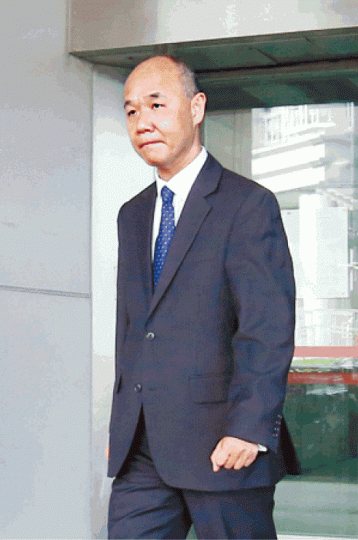 被告黃振球
