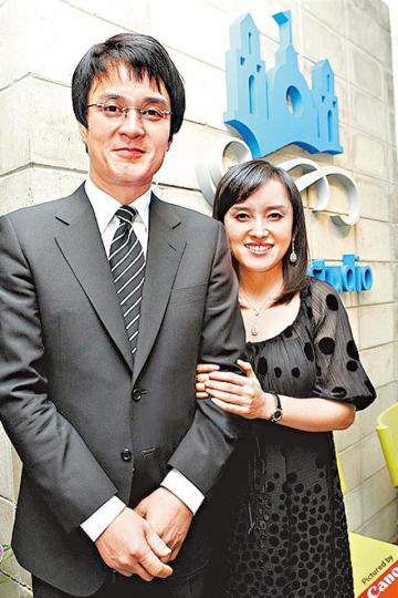 ■趙敏基妻子為著名化妝師金善珍。 ■趙敏基妻子為著名化妝師金善珍。