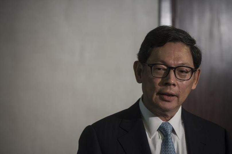 ■市場以為金管局會增發票據撐港匯,可惜事與願違;圖為金管局總裁陳德霖。資料圖片 ■市場以為金管局會增發票據撐港匯,可惜事與願違;圖為金管局總裁陳德霖。資料圖片