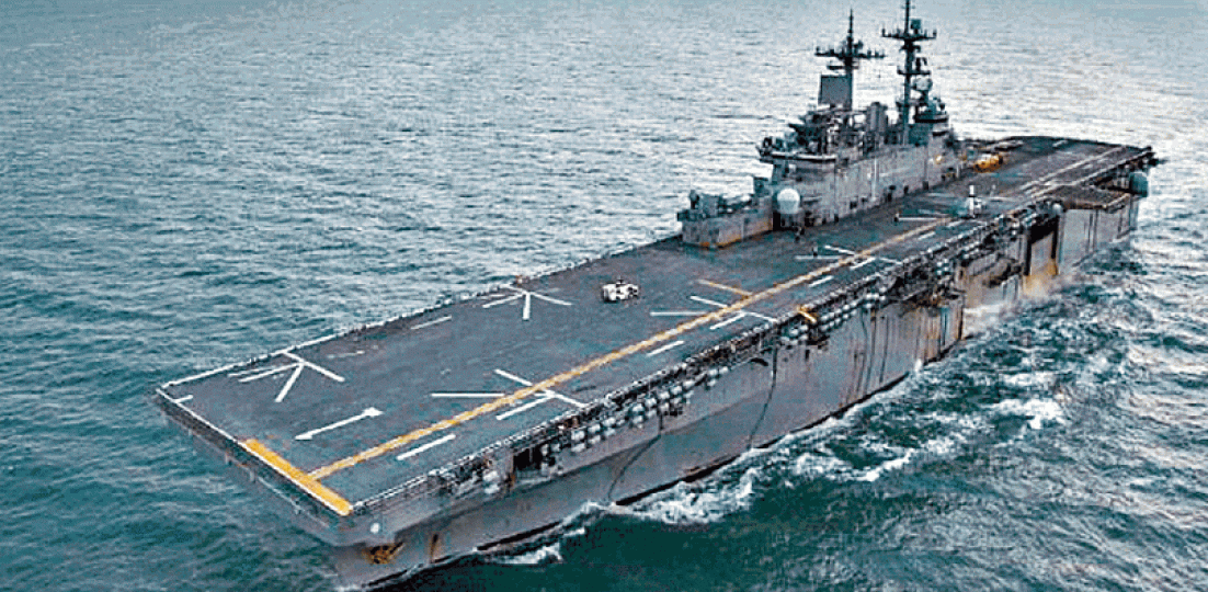 ■美軍「黃蜂」號兩棲攻擊艦。 ■美軍「黃蜂」號兩棲攻擊艦。