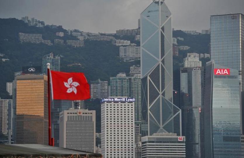 ■環球資金流不斷流入中港市場,故未來一年,要擔心的不是收水而是水浸。資料圖片
■環球資金流不斷流入中港市場,故未來一年,要擔心的不是收水而是水浸。資料圖片