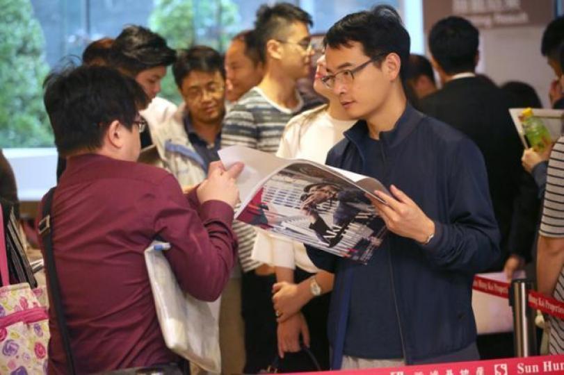 ■一手樓有最強王牌「發展商二按」，政府有膽量打擊發展商二按嗎？資料圖片
