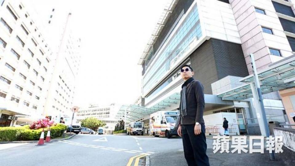 Pasu和家人遵從爺爺的遺願,在醫院安息室舉行簡單的遺體告別儀式。(受訪者提供相片)
Pasu和家人遵從爺爺的遺願,在醫院安息室舉行簡單的遺體告別儀式。(受訪者提供相片)