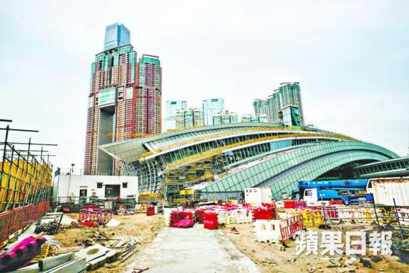 ■備受爭議的高鐵西九站工程已幾近完成。 ■備受爭議的高鐵西九站工程已幾近完成。