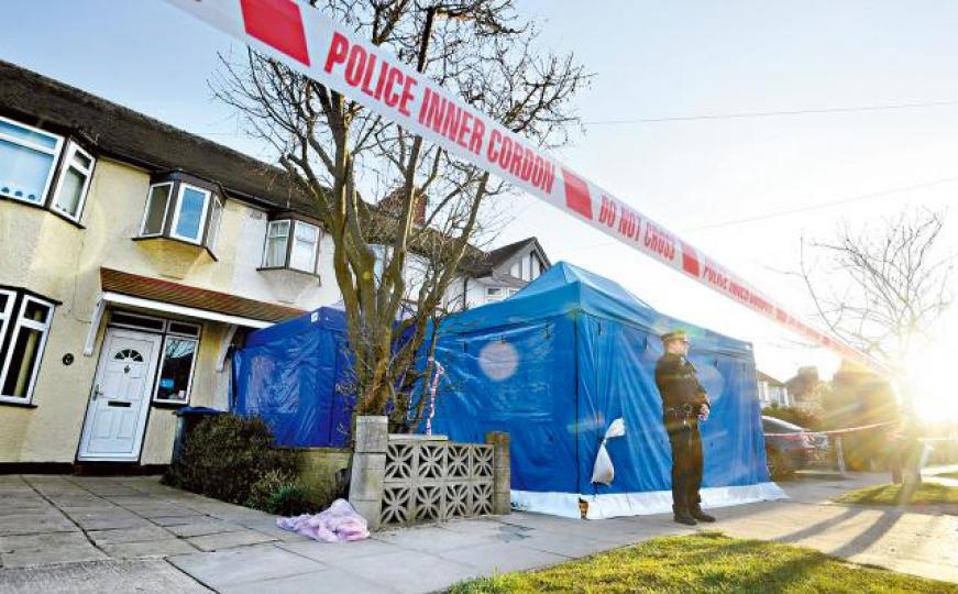 ■盧什科夫遇害後,出事公寓前日仍被警方封鎖。路透社 ■盧什科夫遇害後,出事公寓前日仍被警方封鎖。路透社