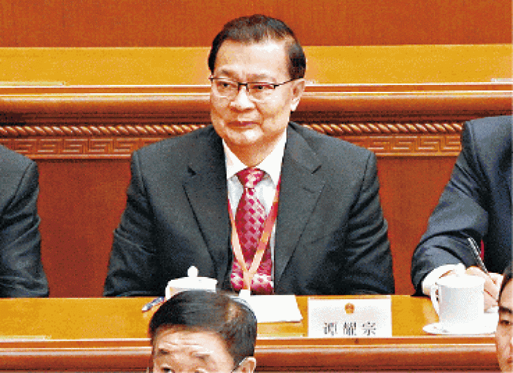■譚耀宗在北京出席全國人大會議。
■譚耀宗在北京出席全國人大會議。