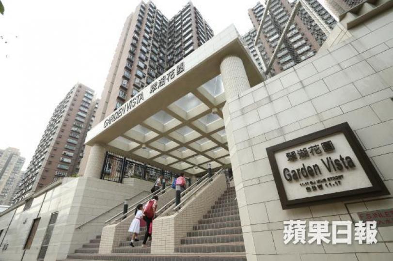 ■被告被指收受賄款,提供翠湖花園維修工程19個承建商的投標價格。
■被告被指收受賄款,提供翠湖花園維修工程19個承建商的投標價格。