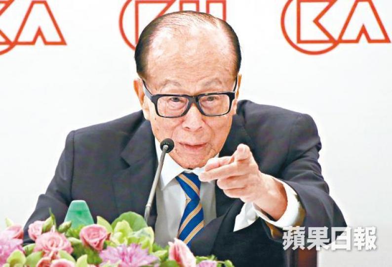 ■李嘉誠稱政府需要多建公屋,但「這方面政府做不好,打不開死結」。資料圖片
■李嘉誠稱政府需要多建公屋,但「這方面政府做不好,打不開死結」。資料圖片