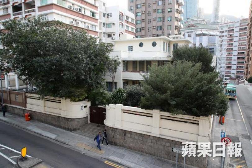 ■跑馬地藍塘道92號大宅「弼廬」有近70年歷史,原業主為台山人兼本港慈善家黃浩川。
■跑馬地藍塘道92號大宅「弼廬」有近70年歷史,原業主為台山人兼本港慈善家黃浩川。
