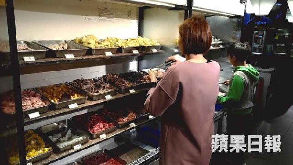 ■香港馬辣的裝修與經營模式均與台灣店相似。
■香港馬辣的裝修與經營模式均與台灣店相似。