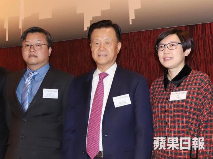 ■世茂房地產主席許榮茂(中)。譚德潤攝
■世茂房地產主席許榮茂(中)。譚德潤攝