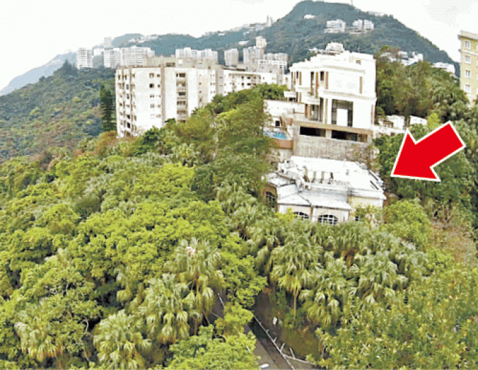 ■山頂甘道23號大宅(箭嘴示)整個地段交由政府保育及活化。資料圖片
■山頂甘道23號大宅(箭嘴示)整個地段交由政府保育及活化。資料圖片
