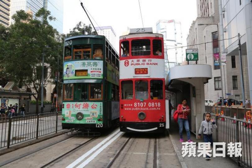 ■電車公司建議成人票價由2.3元加至2.6元,加幅達13%。
■電車公司建議成人票價由2.3元加至2.6元,加幅達13%。