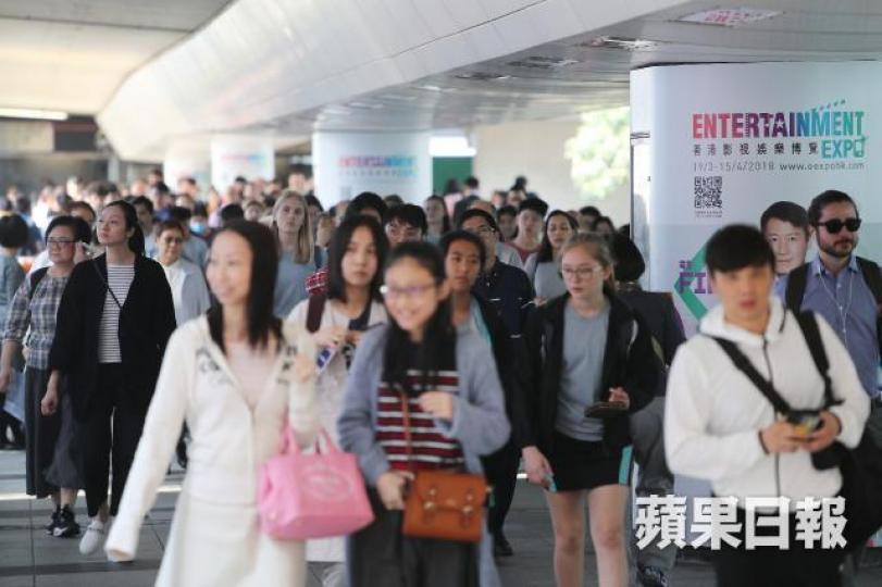 ■由於劃線後僱主供款仍可用作對沖,打工仔或因此造成損失。謝榮耀攝 ■由於劃線後僱主供款仍可用作對沖,打工仔或因此造成損失。謝榮耀攝
