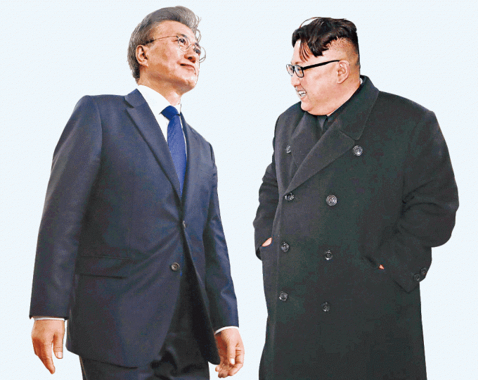 ■文在寅(左)跟金正恩下月27日將於板門店會談。 資料圖片 ■文在寅(左)跟金正恩下月27日將於板門店會談。 資料圖片