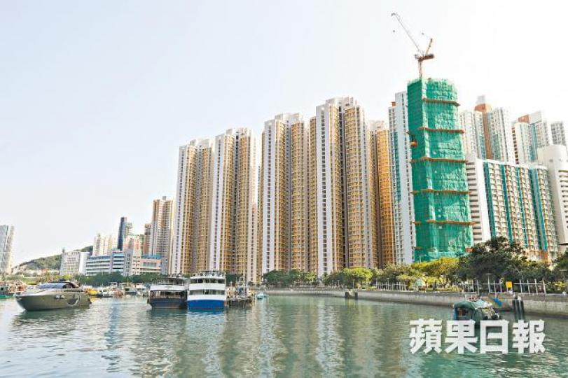■東旭苑綠表叫價驚見898萬元,挑戰最貴未補價居屋紀錄。朱連峰攝
■東旭苑綠表叫價驚見898萬元,挑戰最貴未補價居屋紀錄。朱連峰攝