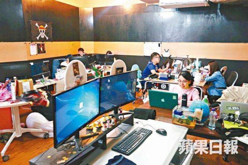 ■微辣的員工大部分是剛畢業的學生,多數生於1994至1995年,連80後都罕見。 ■微辣的員工大部分是剛畢業的學生,多數生於1994至1995年,連80後都罕見。