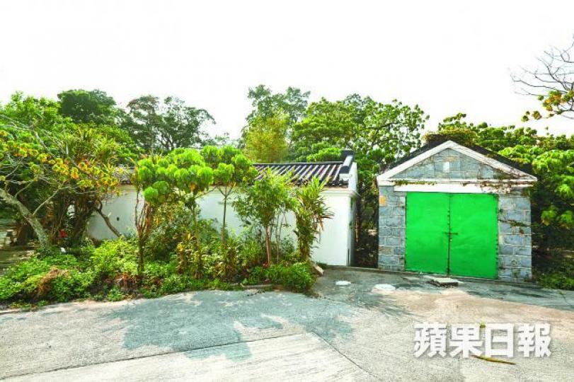 ■舊牛奶公司高級職員宿將活化作「薄鳧林牧場」。 ■高永康冀日後可建現代化農場,供市民體驗農夫生活。 ■舊牛奶公司高級職員宿將活化作「薄鳧林牧場」。 ■高永康冀日後可建現代化農場,供市民體驗農夫生活。