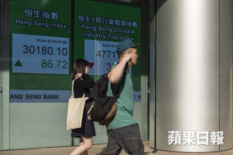 ■港股昨續波動,收市倒升。方家遠攝
■港股昨續波動,收市倒升。方家遠攝