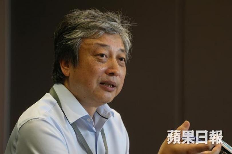 ■土木工程師倪學仁稱,在人工島隧道上方再加弱波石會增加負重,有機會影響結構。資料圖片 ■土木工程師倪學仁稱,在人工島隧道上方再加弱波石會增加負重,有機會影響結構。資料圖片
