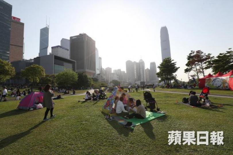 ■東北季候風為香港帶來乾燥的天氣。張志華攝 ■東北季候風為香港帶來乾燥的天氣。張志華攝