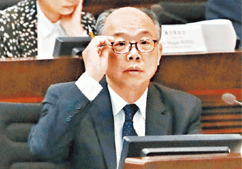 ■陳帆昨指一地兩檢條例生效前,內地人員來港也不可執法。李家皓攝 ■陳帆昨指一地兩檢條例生效前,內地人員來港也不可執法。李家皓攝