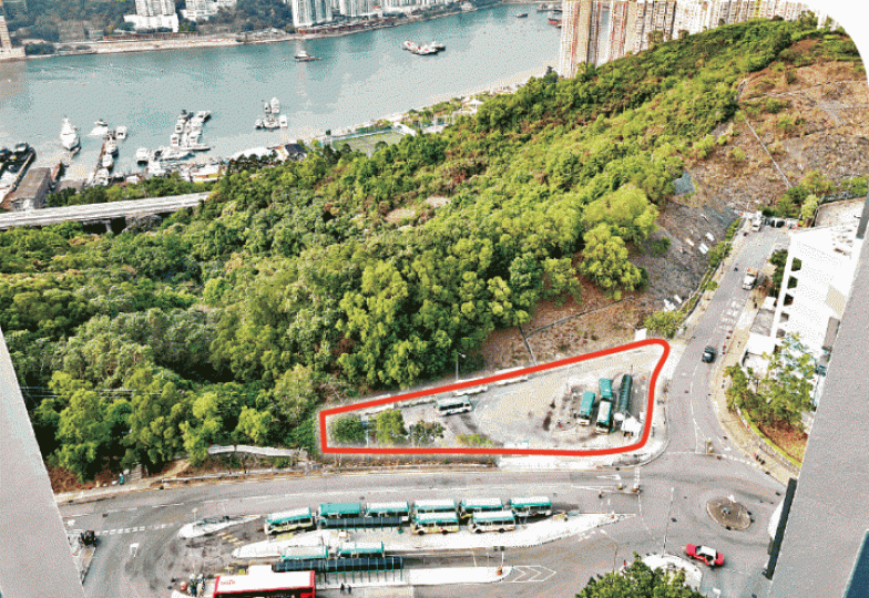 ■宏安以每呎樓面地價8,503元奪得青衣地皮(紅框),未來中高層單位料可享山海景。資料圖片 ■宏安以每呎樓面地價8,503元奪得青衣地皮(紅框),未來中高層單位料可享山海景。資料圖片