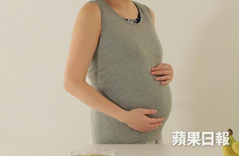 ■筆者稱現代女性普遍晚婚,急於成孕,令肝氣鬱滯,因此孕前切忌精神緊張。資料圖片 ■筆者稱現代女性普遍晚婚,急於成孕,令肝氣鬱滯,因此孕前切忌精神緊張。資料圖片