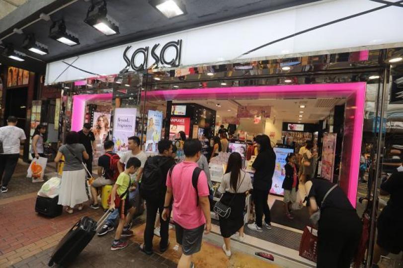 ■零售業見復甦迹象,莎莎同店銷售錄增長。資料圖片 ■零售業見復甦迹象,莎莎同店銷售錄增長。資料圖片