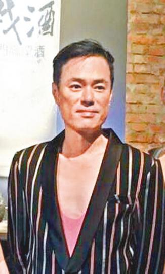 ■梁家譽■梁家譽曾任歐萊雅的美髮教育總監;圖為他出席品牌活動。 ■梁家譽■梁家譽曾任歐萊雅的美髮教育總監;圖為他出席品牌活動。
