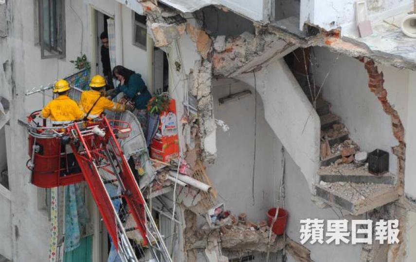 ■2010年馬頭圍道唐樓倒塌造成傷亡。 ■2010年馬頭圍道唐樓倒塌造成傷亡。